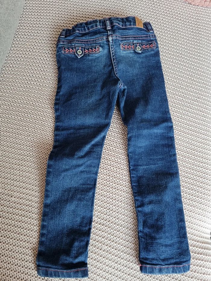 Jean bleu - photo numéro 3