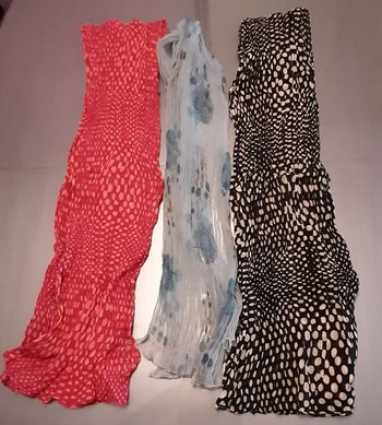 Lot 3 foulards