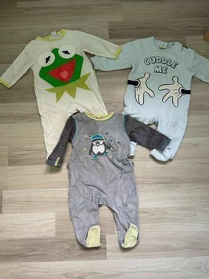 Lot vêtements garçon 9-12 mois - photo numéro 4