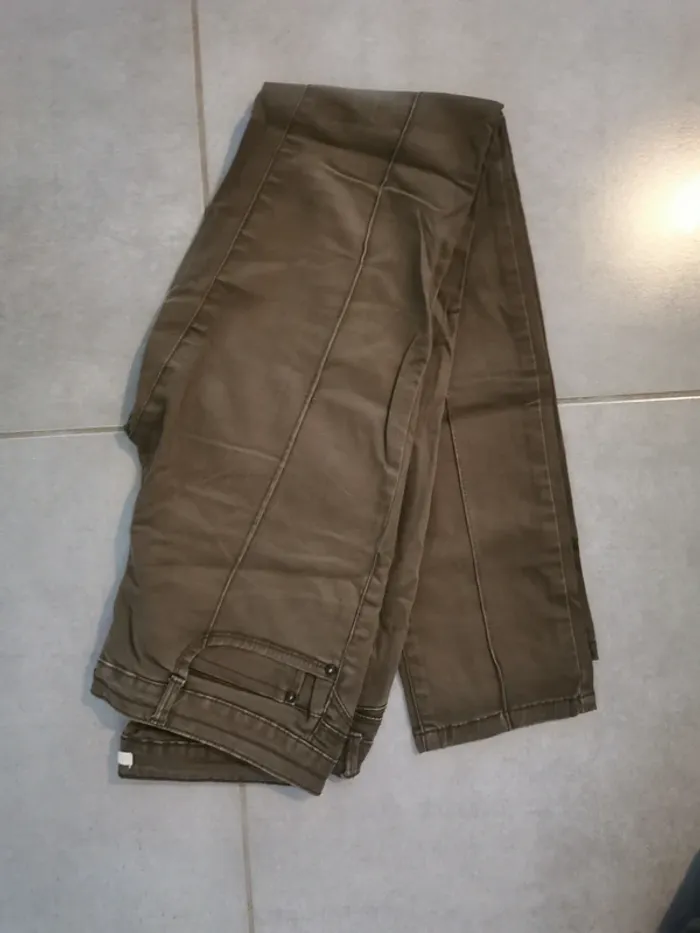 Pantalon kaki