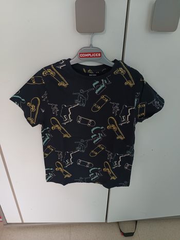 Lot tee shirt garçons 8ans