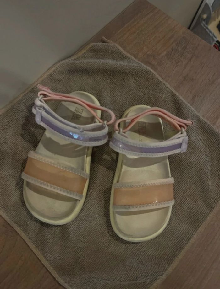 Sandales Zara Transparentes – Taille 25 🩷 - photo numéro 2