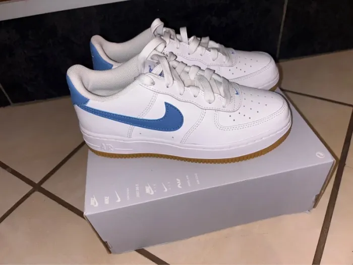 Nike Air force 1 P.36,5 Neuves unisex - photo numéro 3