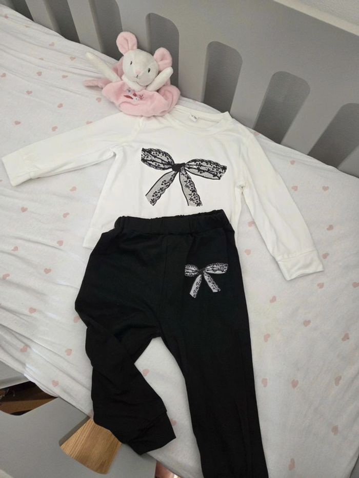 😍ensemble fille neuf 12 18 mois