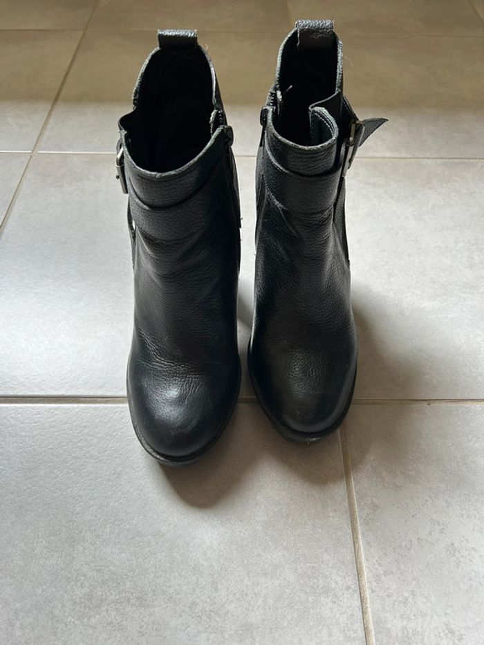 Bottines noires à talon taille 40 Minelli - photo numéro 2