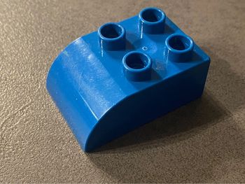 Lego Duplo bleu nuit avec haut incurvé 2302