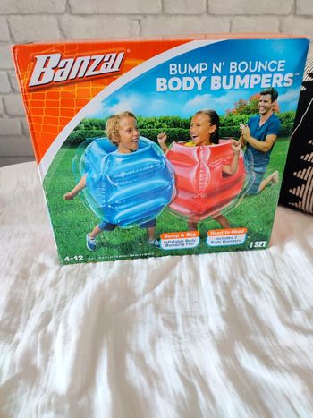 Jeu de bouée tamponneuse Bandai