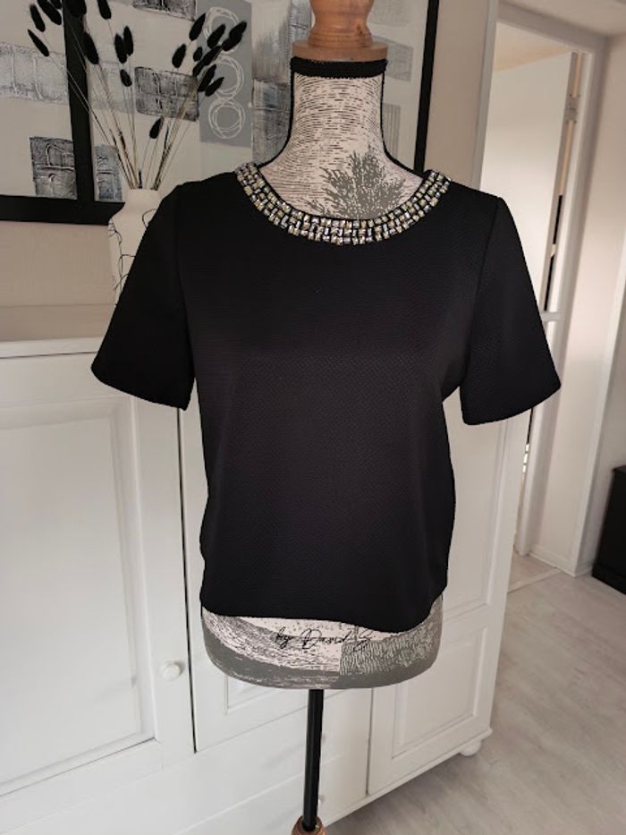 Haut manches courtes