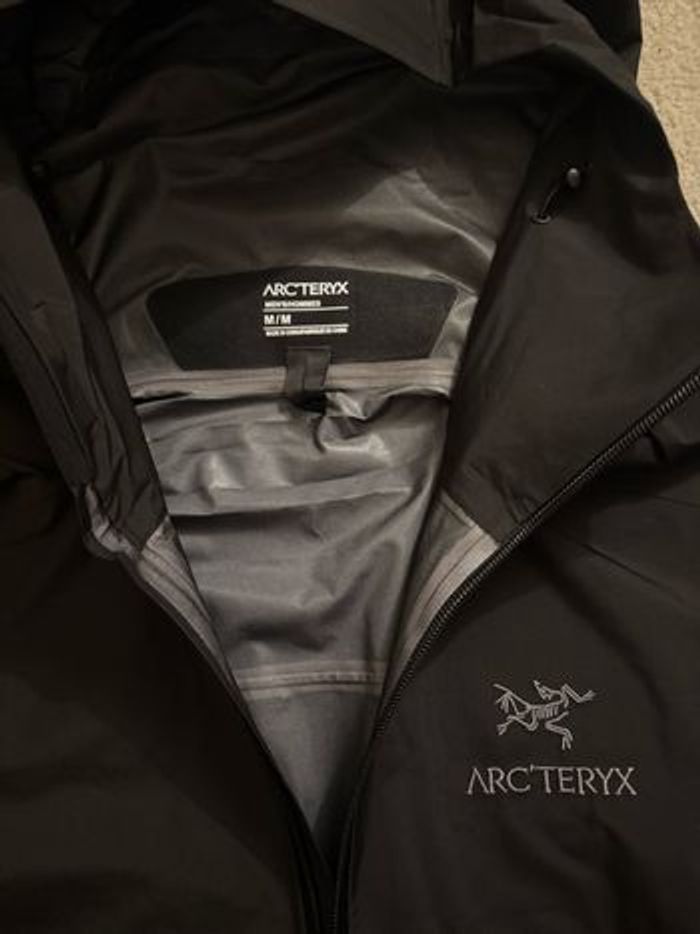 Veste Arcteryx Beta Lt taille M - photo numéro 9