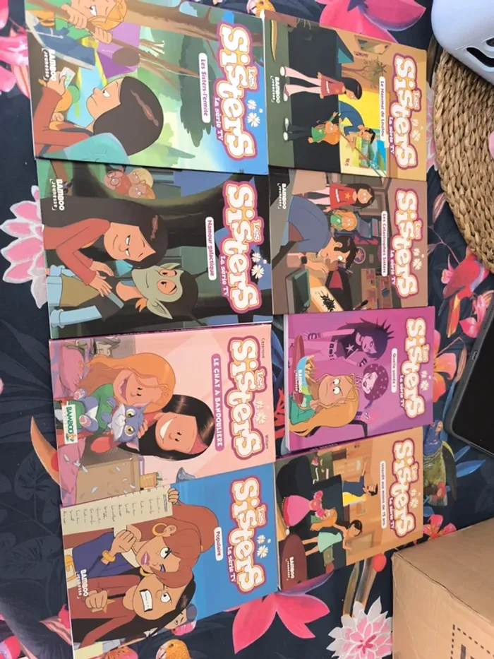 Lot de 8 livres les sisters