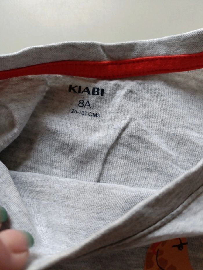 T-shirt Kiabi taille 8 ans - photo numéro 3