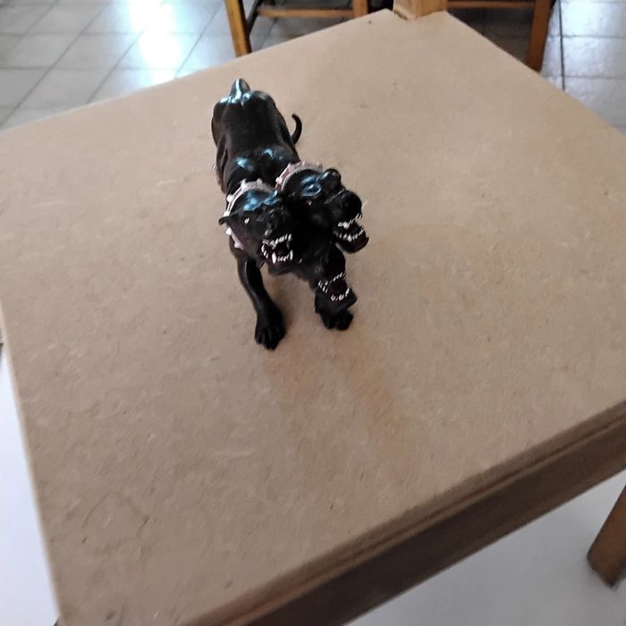 Figurine cerbère à 3 têtes Papo - photo numéro 3