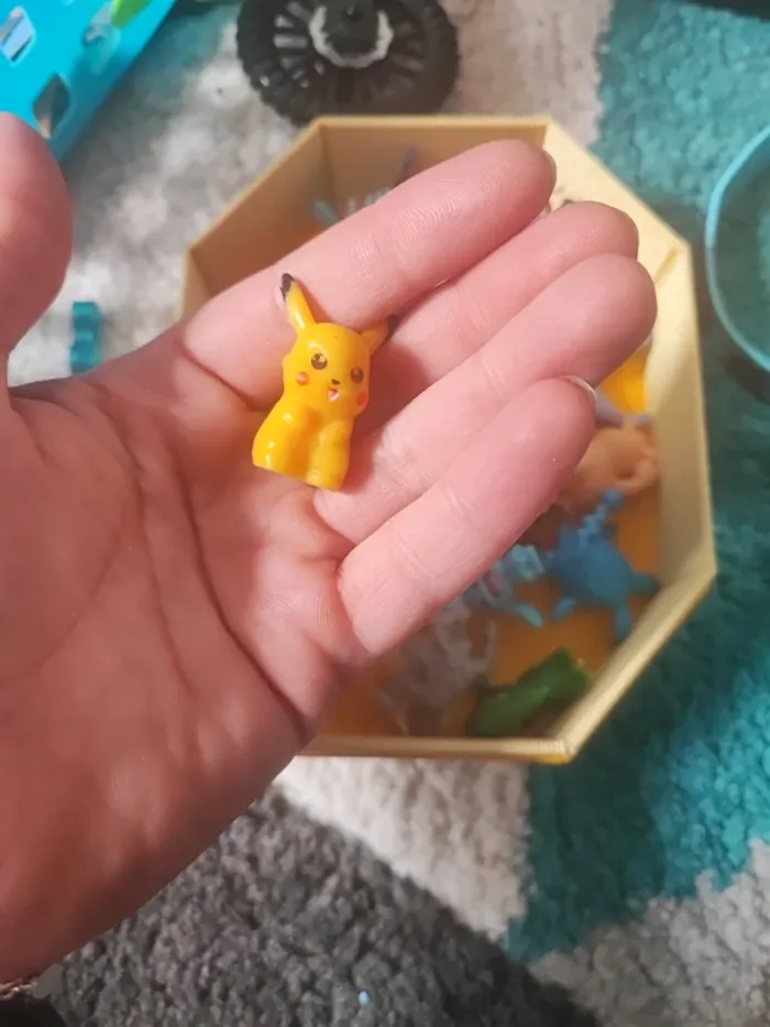 Lot mini figurines pokémon - photo numéro 3