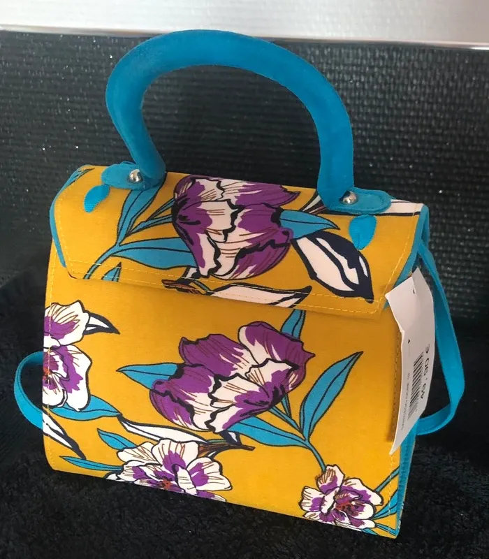 Sac à main et chaussures vintage - photo numéro 13