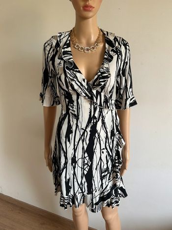 Robe portefeuille écrue et noire Morgan taille S jamais portée