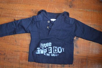 Sweat manches longues U collection 6 mois