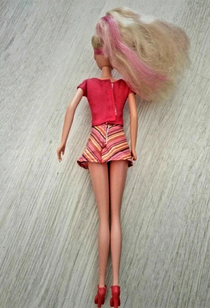 Steffi et sa voiture - photo numéro 9