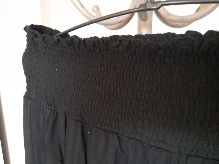 Jupe courte noire - photo numéro 4