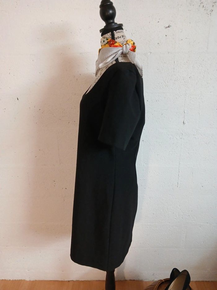 Petite robe noire Mango M tbe - photo numéro 4