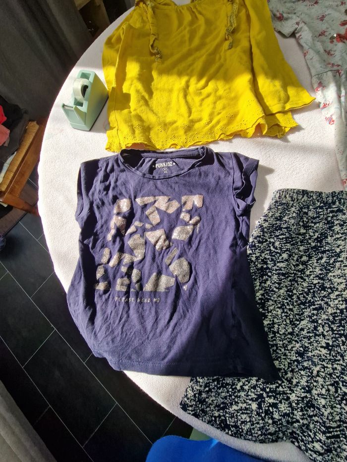 Lot vêtements 8 ans fille - photo numéro 3