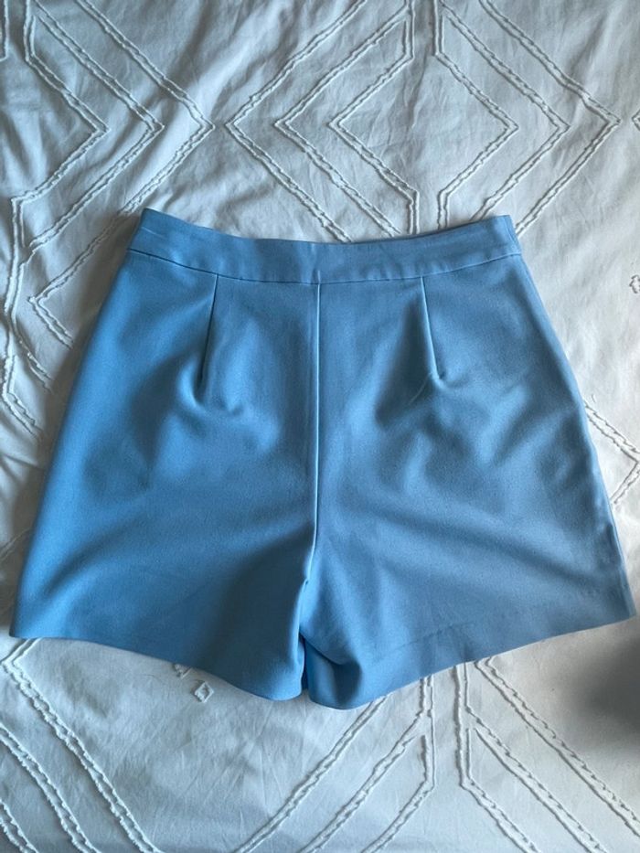 Short droit bleu - photo numéro 3