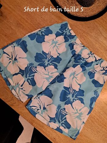 Short de bain taille S