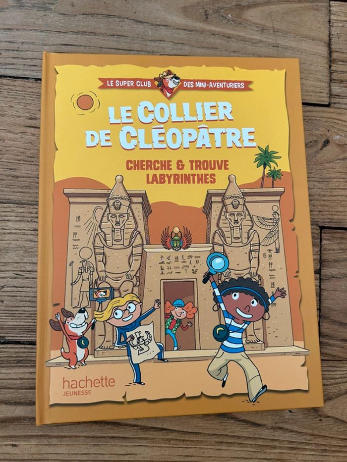 Livre le collier de cleopatre