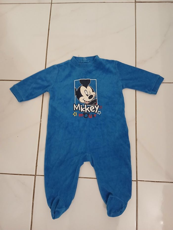 Pyjama garcon mikey mouse taille 6 mois - photo numéro 3