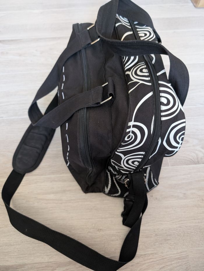 Sac à langer et accessoires - photo numéro 6