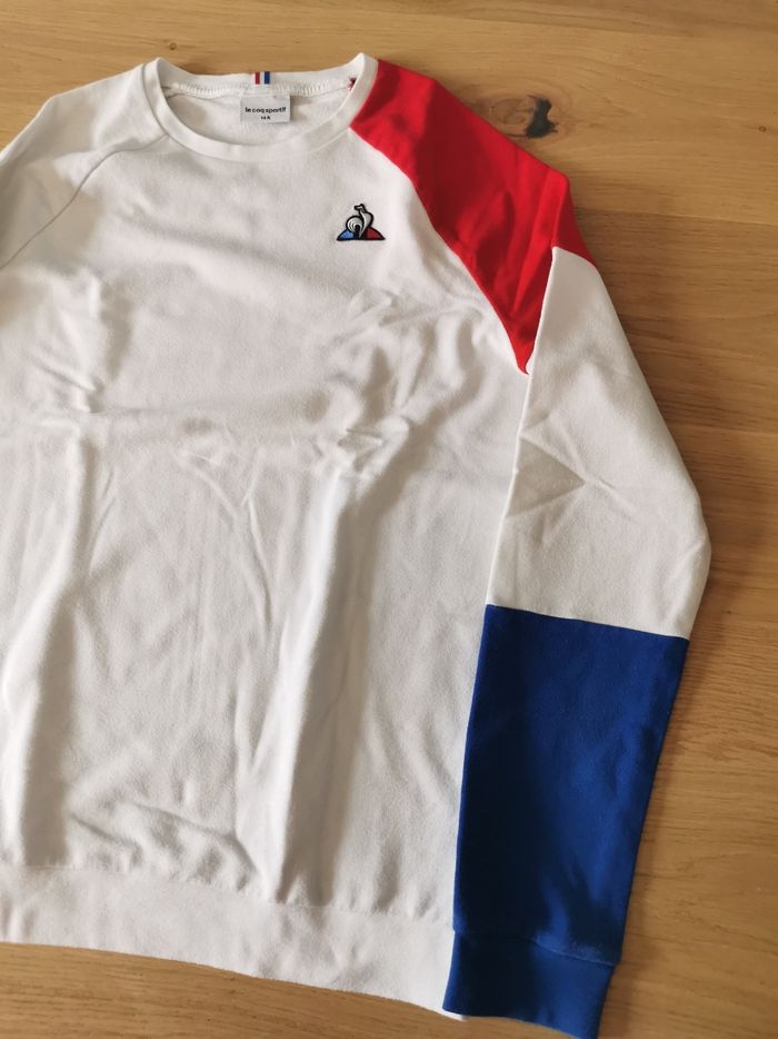 Sweat sans capuche blanc le coq sportif 14 ans en très bon état - photo numéro 3