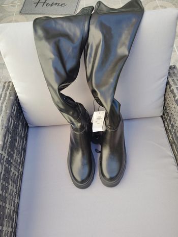 Bottes hautes taille 37 neuves