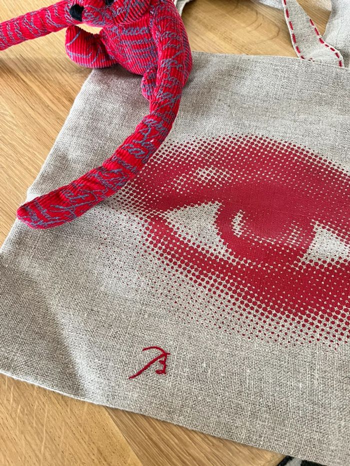 Tote bag et peluche baccarat - photo numéro 2