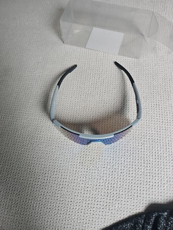 Lunettes de sport - photo numéro 3