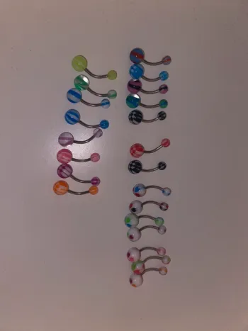Lot de 22 piercing au nombril