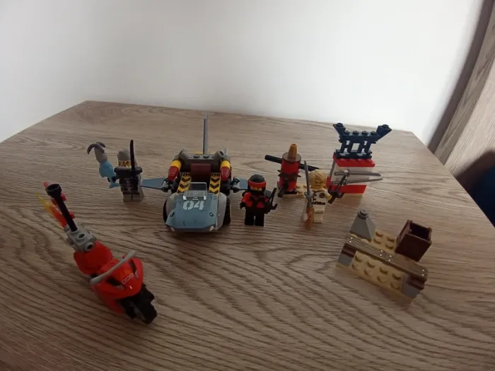 Lego juniors 10739 l'attaque du requin Ninjago moovie - photo numéro 3