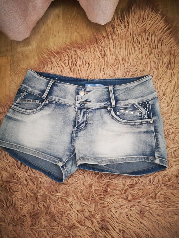 Short jean