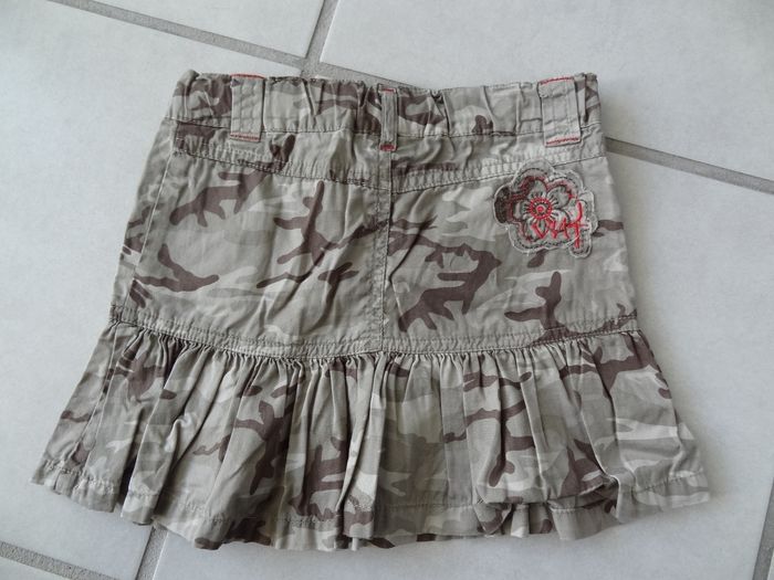 Mini jupe militaire T 5ans - photo numéro 2