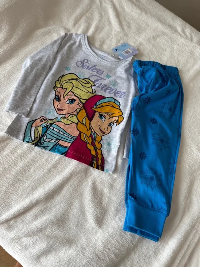 Pyjama la reine des neiges Disney