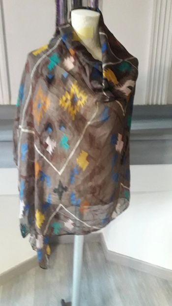 Paréo ou grand foulard au choix