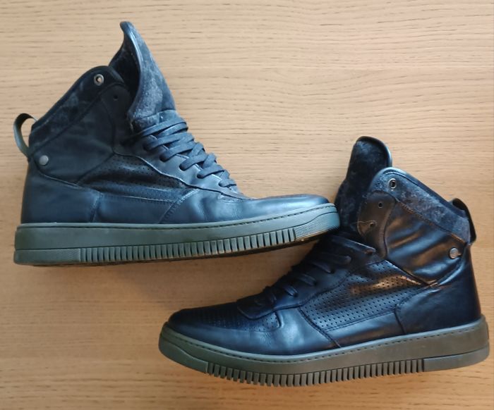 RARE : Baskets montantes Staggy doublée polaire noire taille 45 Homme - photo numéro 5