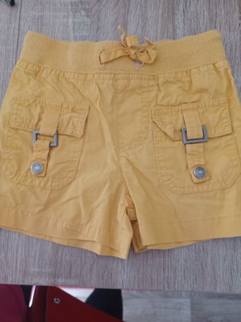 Short 2 ans