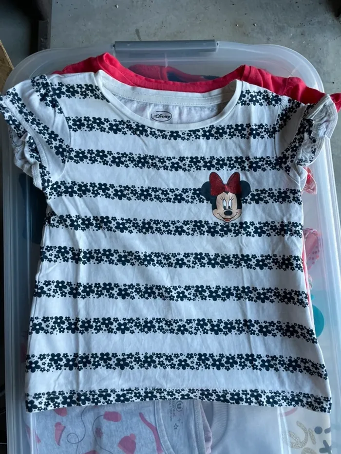 Lot tee shirt 5ans - photo numéro 4