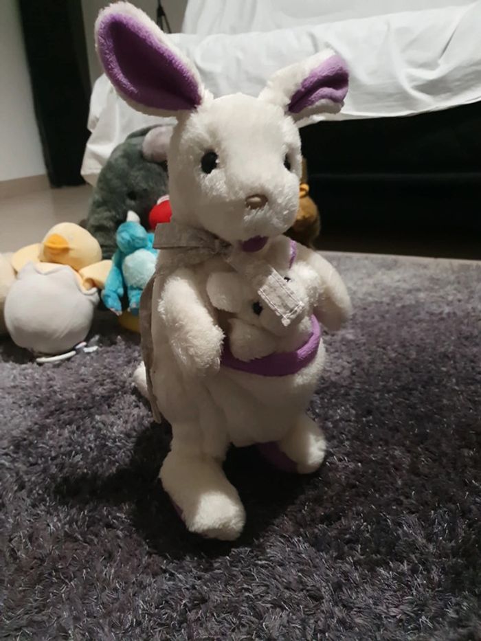 Peluche kangourou et son bébé