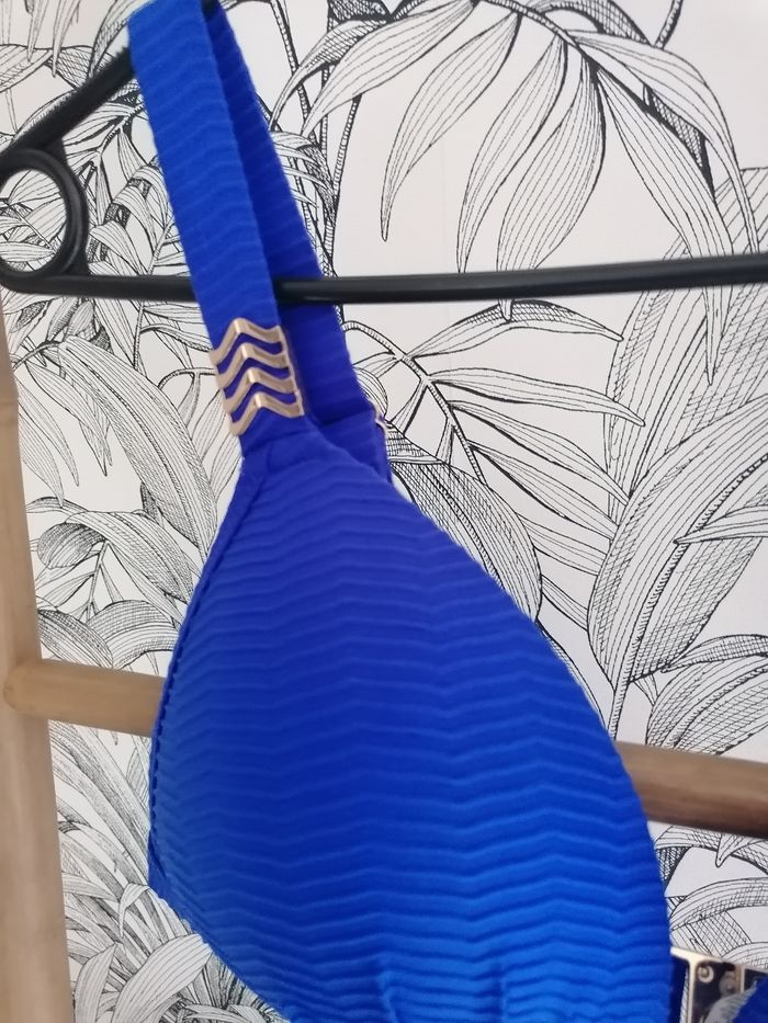Haut de maillot de bain neuf bleu électrique taille M - photo numéro 4