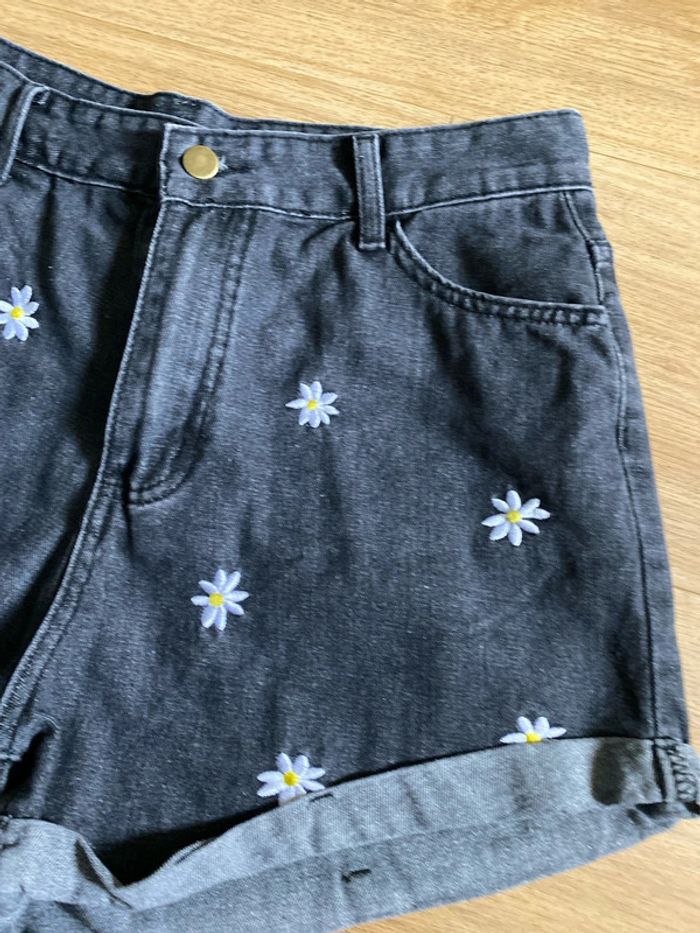 Short neuf taille L SHEIN - photo numéro 2