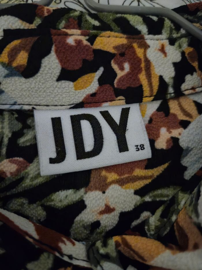 Chemise fleur t 38 - photo numéro 2