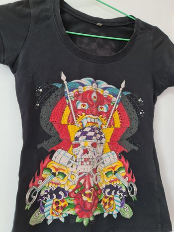 T-shirt noir avec dessin (sans marque)