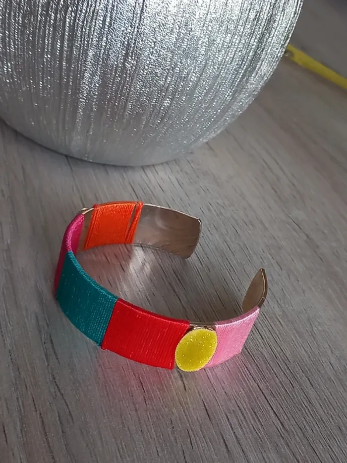 Bracelet ikita demi jonc neuf - photo numéro 2