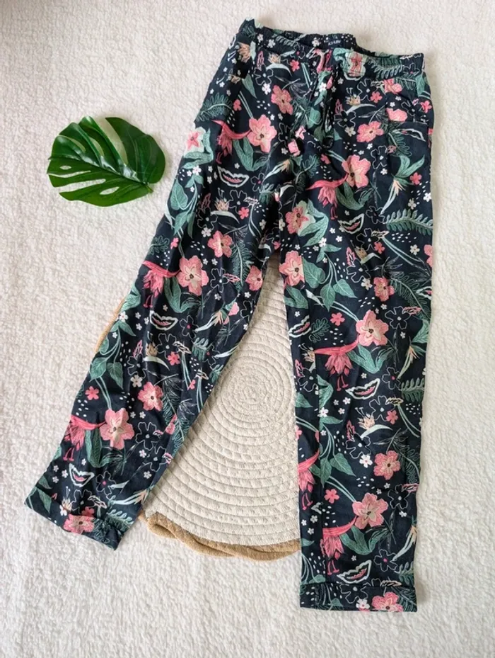 🌸 Pantalon d’été fleuri Kiabi – 7 ans - photo numéro 2
