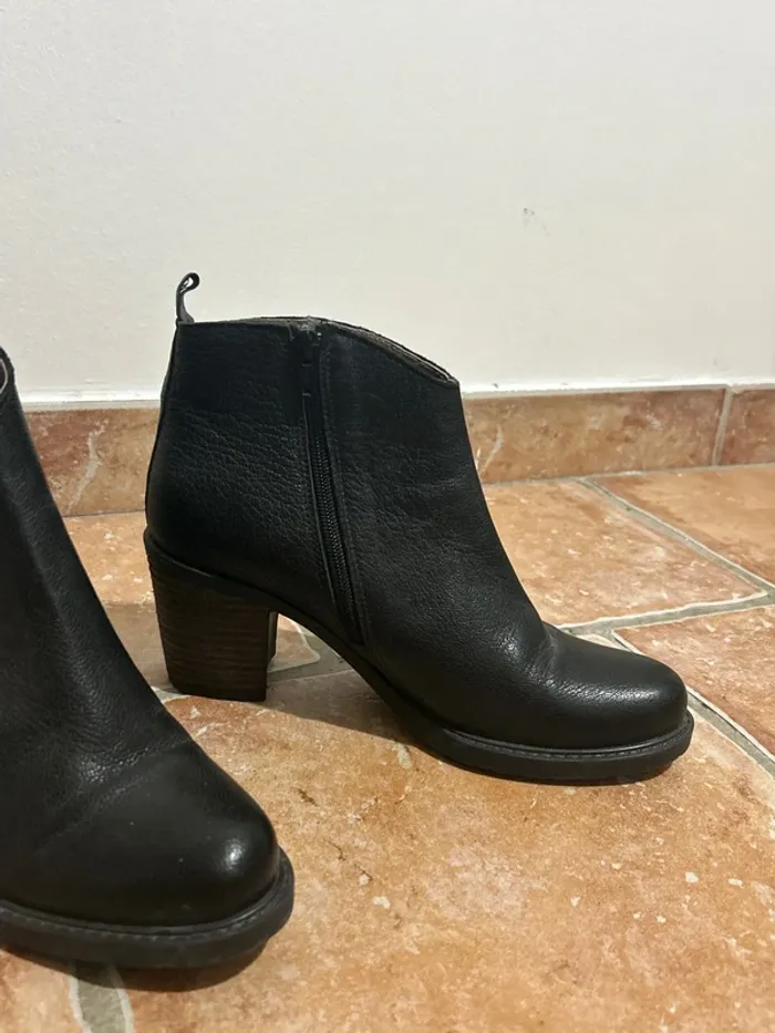 Bottines cuir noir - photo numéro 2